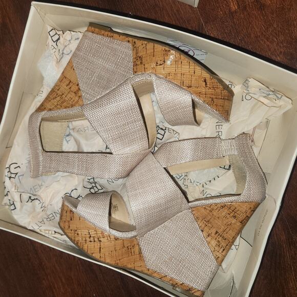 BCBGeneration Rando Rosewood Satin Raffia Wedges with box, Size 10 QWWQWWW - Picture 8 of 9